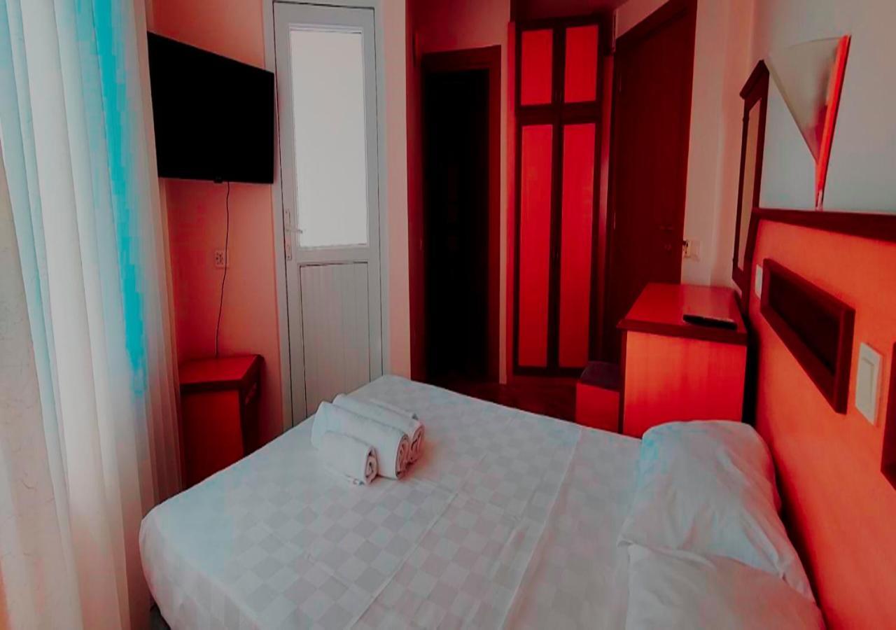 Side Oezguerhan Hotel Eksteriør bilde